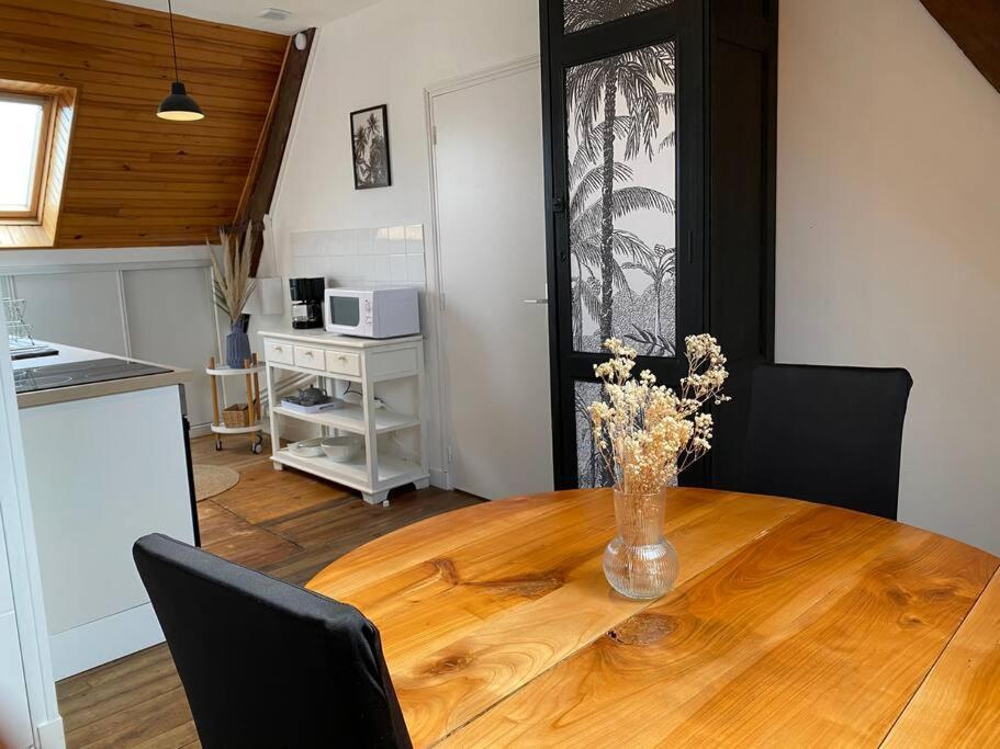 Charmant Appartement Entre Saint-Malo Et Le Mont-Saint-Michel Dol-de-Bretagne Esterno foto
